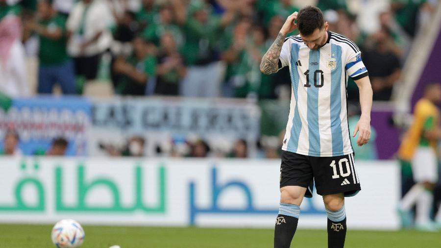 Argentina é surpreendida e perde de virada para a Arábia Saudita na estreia